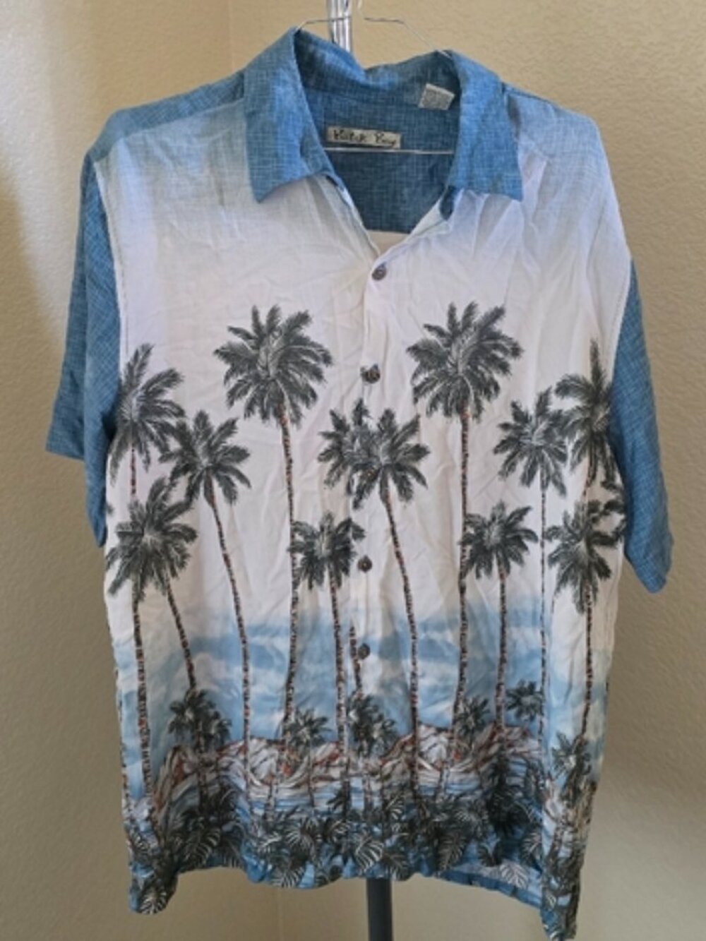 Batik Bay Short Sleeve Tropical Button Down Shirt Length 32" Pit To Pit 24"